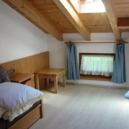 Haus Enzian - Dreizimmerwohnung *