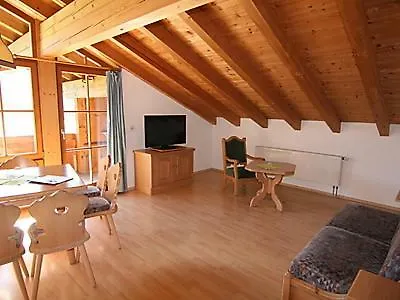Haus Enzian - Dreizimmerwohnung *